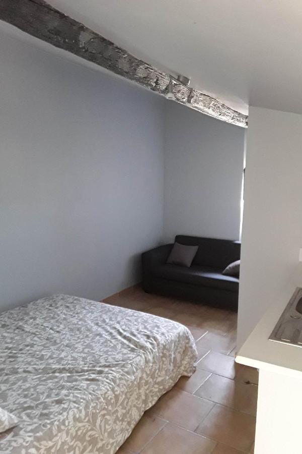 Studio Entre Cevennes Et Camargue Montfrin ภายนอก รูปภาพ