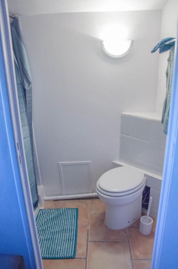Studio Entre Cevennes Et Camargue Montfrin ภายนอก รูปภาพ